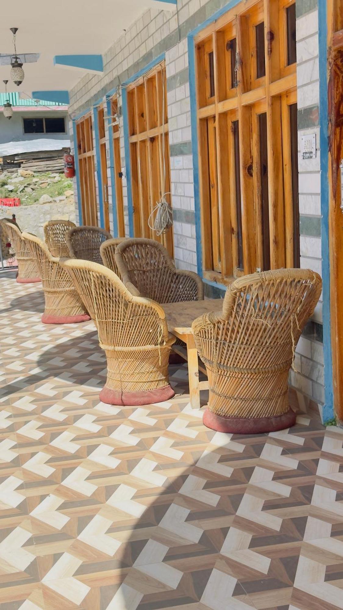Hotel Eyesky, Tosh Exterior foto